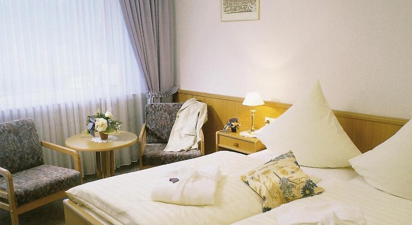 Tommes Gästehaus Zur Mühle Schmallenberg Zimmer foto